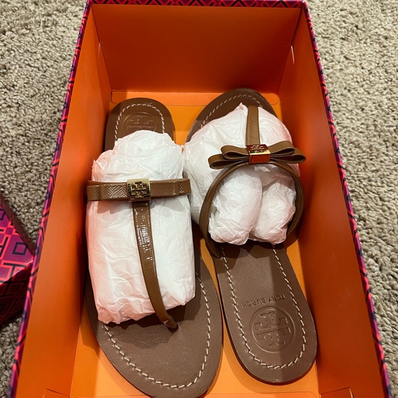 NWT Tory Burch Leighanne Sandals - Picture 3 of 3